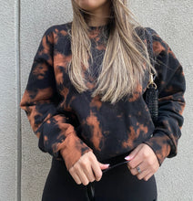 Load image into Gallery viewer, reverse dye crewneck