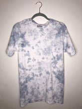 Load image into Gallery viewer, short sleeve t-shirt